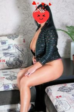Escort girl Юля